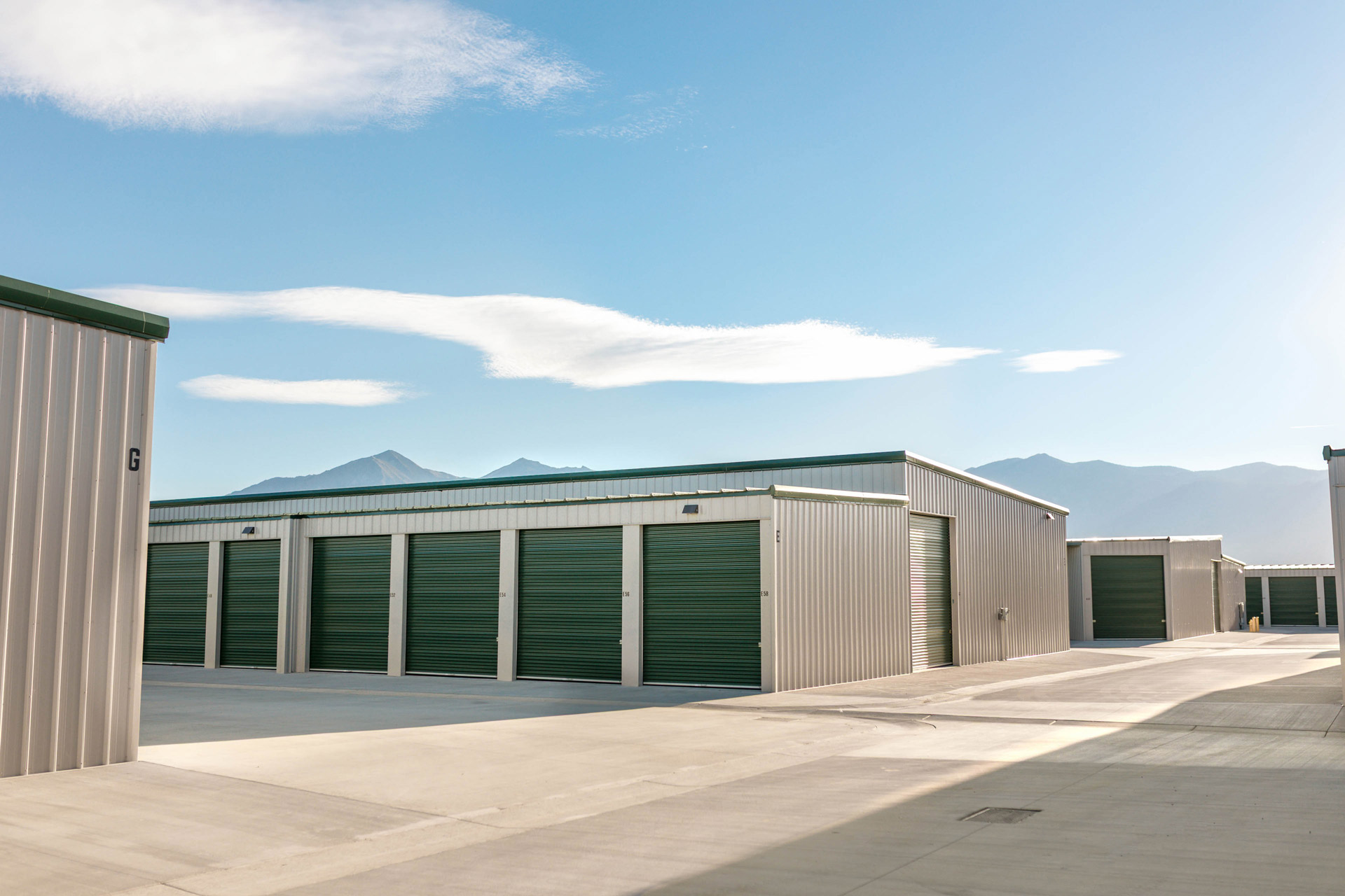 storage units in Minden Nevada with mountains in the background 4